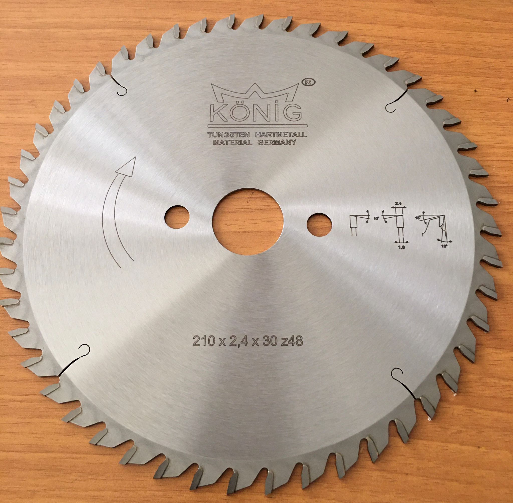 Portatif makine testeresi 210 x 2.4 x 30 x z48